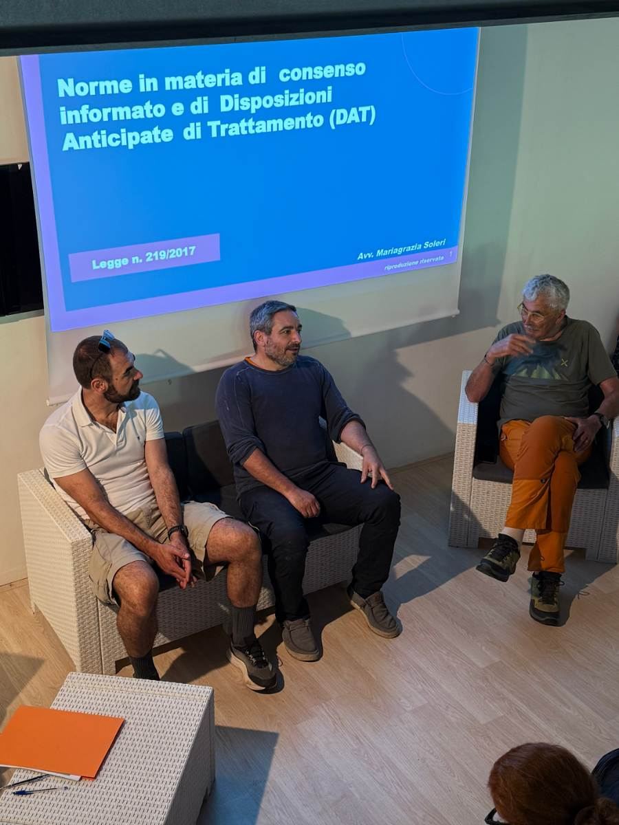 Gallery: la-cura-nello-sguardo-e-cattedre-della-salute-una-domenica-tra-cammino-e-consapevolezza-a-moiola - 100