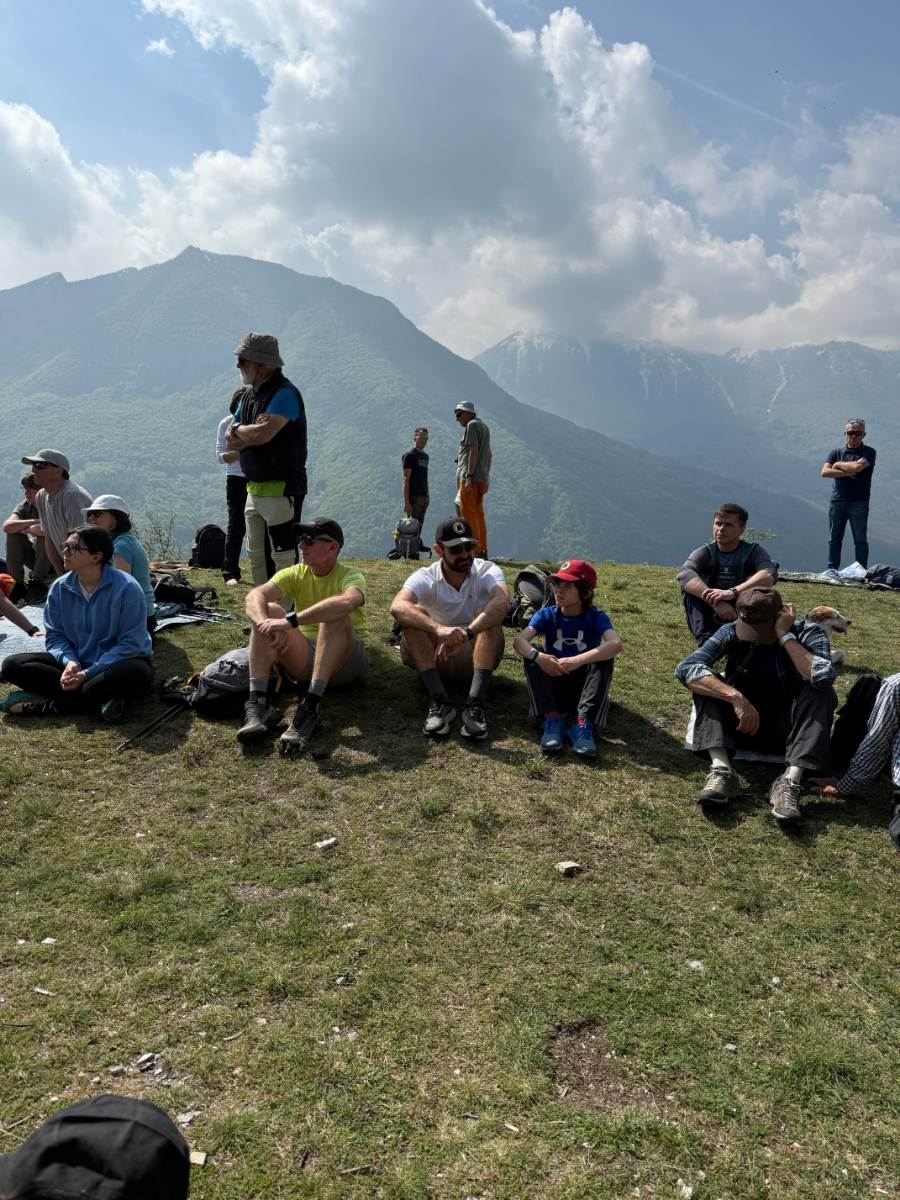 Gallery: la-cura-nello-sguardo-e-cattedre-della-salute-una-domenica-tra-cammino-e-consapevolezza-a-moiola - 87